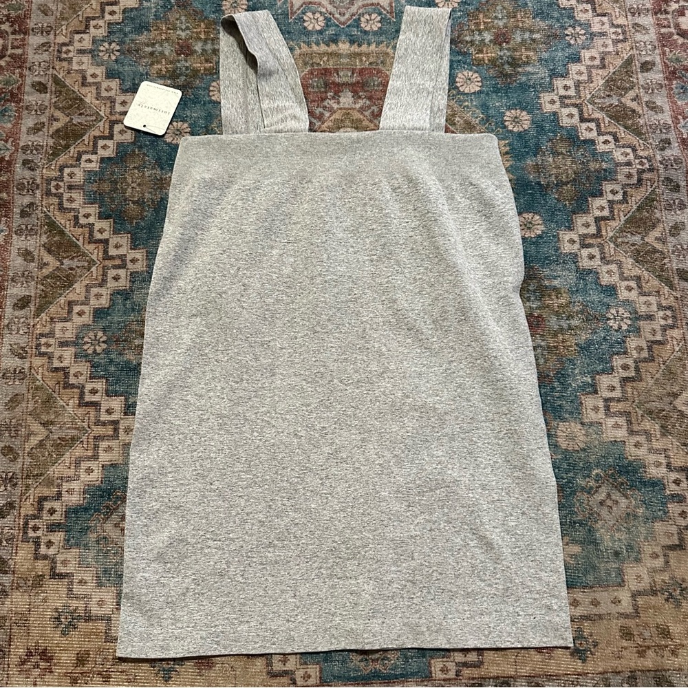 NWT Free People• Clean Lines Square-Neck Tank Grey Size L/XL built in bra - Picture 7 of 8